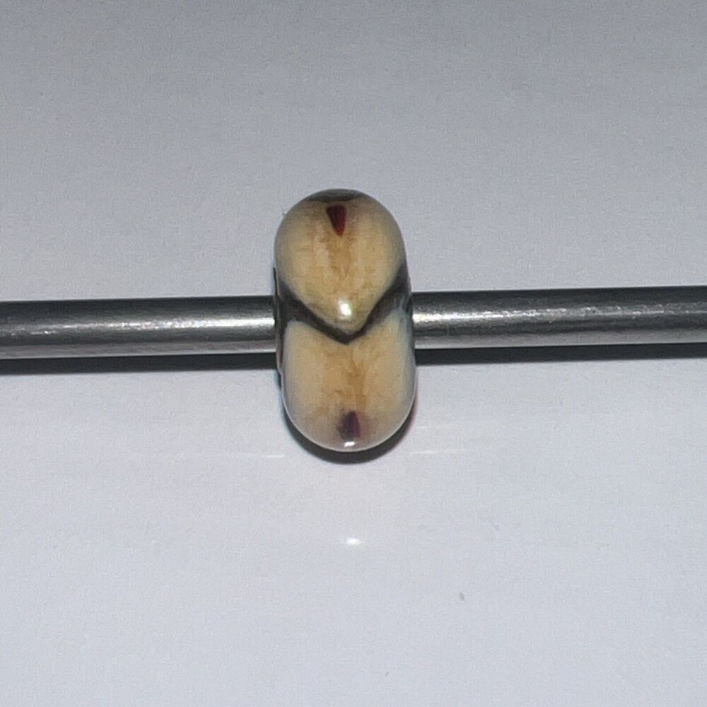 Authentic Trollbeads Black Squirrel TGLBE-10227